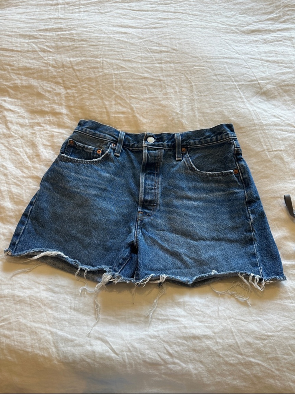 Levi’s 501 cutoff shorts size 29